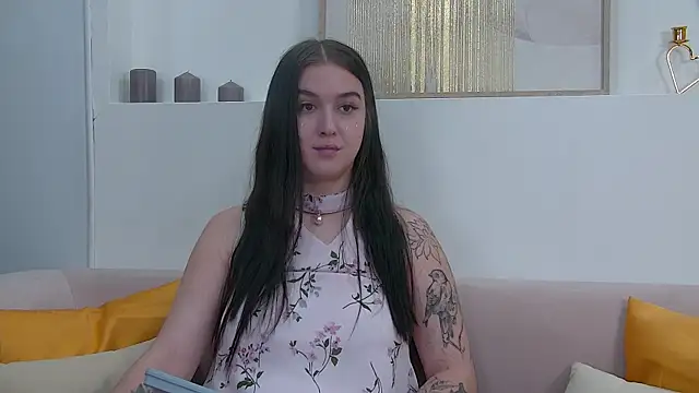 ChristinaMilton online show from January 8, 12:58 pm