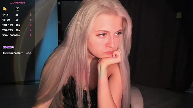 Lana Younes online show from October 20, 9:43 am