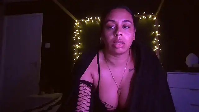 bigbootyjayda online show from March 23, 3:21 am