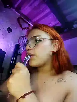 SophiaWeestt99 online show from February 8, 7:26 am