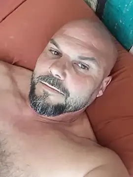 Javierchico online show from May 5, 10:56 am