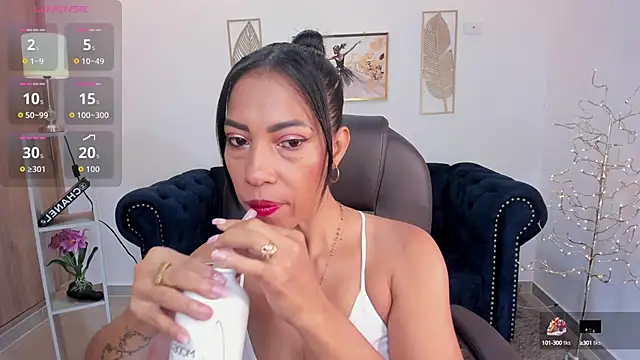 Shantaall  online show from October 15, 3:12 pm