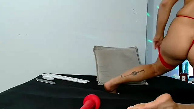 Snapshot of Bitter_ chatting on November 10, 7:46 pm Bitter online show from November 10, 7:46 pm