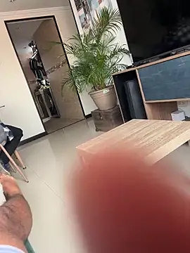 Snapshot of thiagowes chatting on October 28, 8:33 pm thiagowes online show from October 28, 8:33 pm