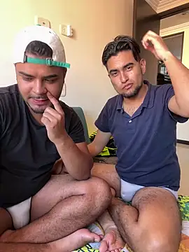 Snapshot of thiagowes chatting on November 23, 3:01 pm thiagowes online show from November 23, 3:01 pm