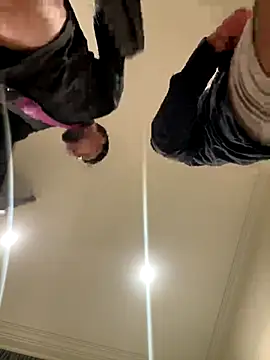 Snapshot of thiagowes chatting on November 27, 2:35 am thiagowes online show from November 27, 2:35 am