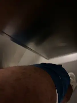 thiagowes online show from April 14, 6:58 pm