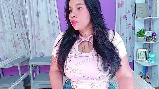 LanaBigTitties online show from February 10, 8:00 pm