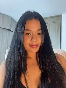 Snapshot of Aitana98_ chatting on October 20, 2:12 am Aitana98 online show from October 20, 2:12 am