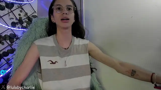 vodkadelulo online show from March 19, 5:22 am