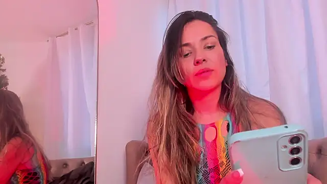 Snapshot of camilawm19 chatting on December 11, 1:17 pm camilawm19 online show from December 11, 1:17 pm