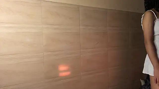 Snapshot of mystical_zara chatting on January 8, 10:06 pm mystical zara online show from January 8, 10:06 pm