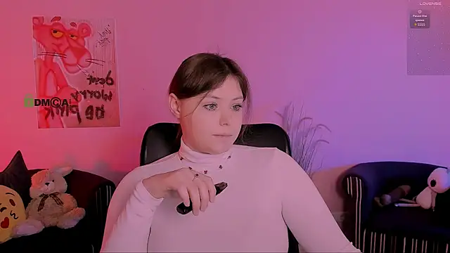 nikole kitt online show from January 18, 9:18 pm