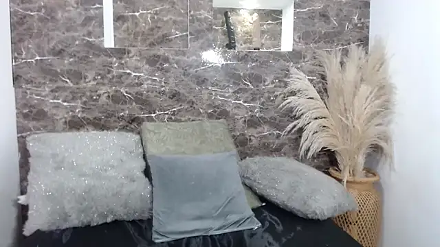 JESSYCHERNOBIL online show from November 7, 3:45 pm