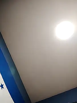 Snapshot of minitranca chatting on February 3, 12:09 am minitranca online show from February 3, 12:09 am