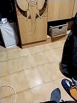 Snapshot of minitranca chatting on March 3, 12:39 am minitranca online show from March 3, 12:39 am