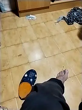 Snapshot of minitranca chatting on March 18, 2:04 am minitranca online show from March 18, 2:04 am