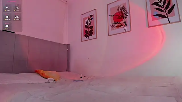 Whitekitty-exe online show from January 2, 11:06 pm
