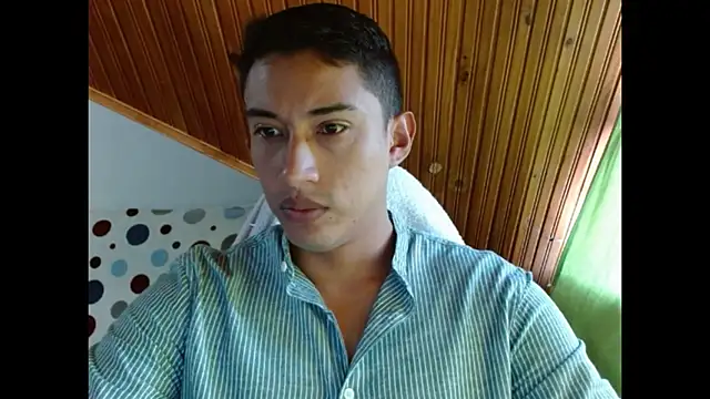 Snapshot of Davixx258 chatting on January 18, 12:36 pm Davixx258 online show from January 18, 12:36 pm