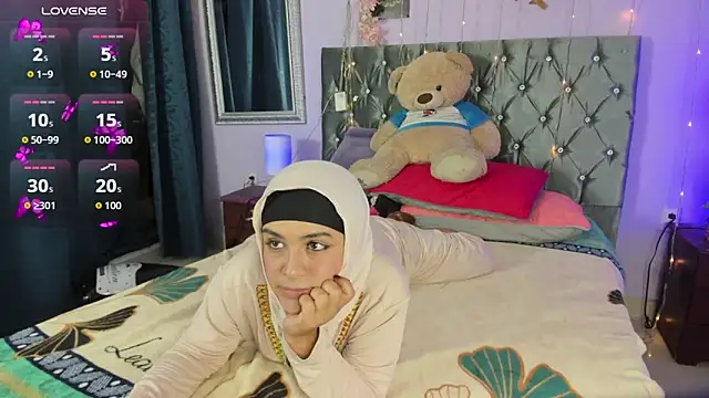 AliaAsad online show from November 6, 12:50 pm