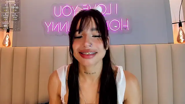 Snapshot of Torimonroe_ chatting on February 14, 4:37 pm Torimonroe online show from February 14, 4:37 pm