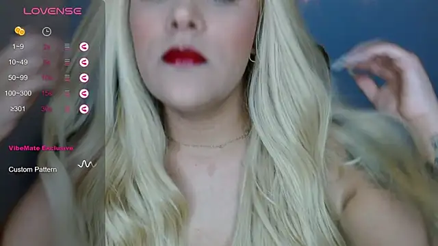 Snapshot of SofiaaCortes chatting on January 13, 3:01 am SofiaaCortes online show from January 13, 3:01 am