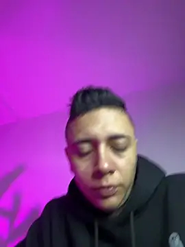 Snapshot of _PhillipBrown chatting on February 27, 12:38 pm PhillipBrown online show from February 27, 12:38 pm