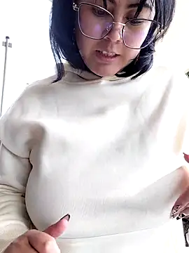 lara moon25 online show from November 4, 8:19 pm