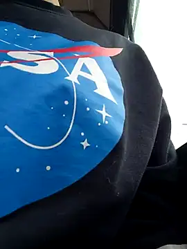 lara moon25 online show from November 9, 7:45 pm