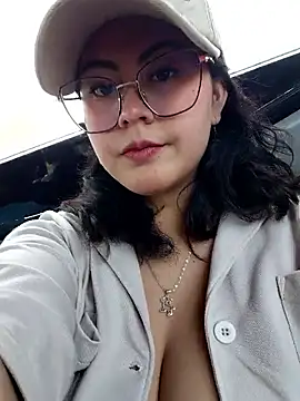 lara moon25 online show from January 10, 6:31 pm