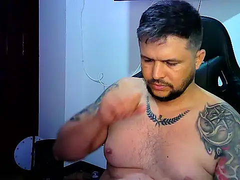 tupapito00 online show from June 2, 2:02 am