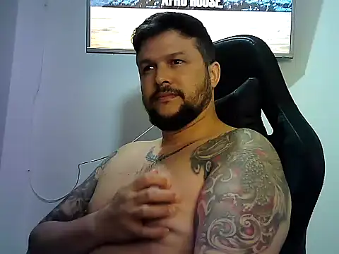 tupapito00 online show from July 15, 1:33 am