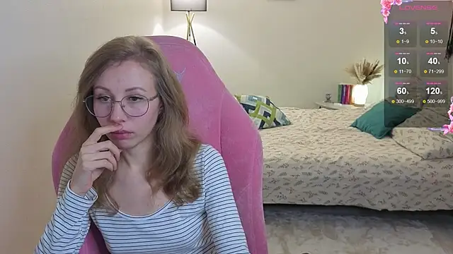 Lill Mary online show from October 27, 2:26 am