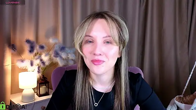 Snapshot of Wendy_mm chatting on February 1, 8:57 am Wendy mm online show from February 1, 8:57 am