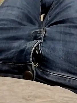 catopper0001 online show from November 7, 10:10 pm