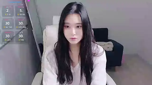 Snapshot of who_Lilly chatting on October 23, 12:04 pm who Lilly online show from October 23, 12:04 pm