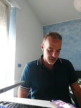 Snapshot of Marcolino183 chatting on July 26, 5:04 am Marcolino183 online show from July 26, 5:04 am