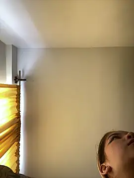 baby lizy online show from November 9, 6:06 pm