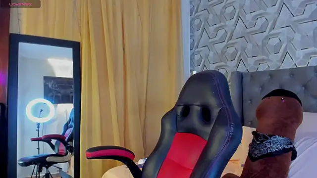 Sophiee Hill online show from September 29, 10:25 pm