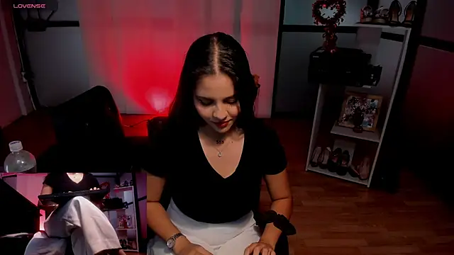 alisa jhons1 online show from December 20, 8:01 pm