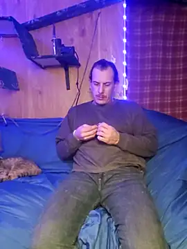 froggymclovin222 online show from November 28, 8:17 am