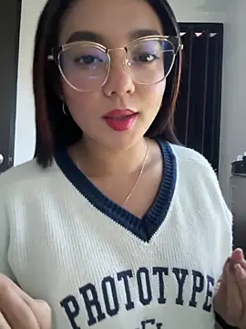 Snapshot of camianddanna chatting on November 1, 10:12 pm camianddanna online show from November 1, 10:12 pm