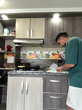 Snapshot of camianddanna chatting on November 9, 2:26 pm camianddanna online show from November 9, 2:26 pm