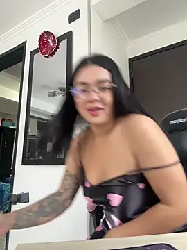 camianddanna online show from February 5, 3:38 pm