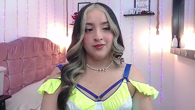 sapphire lilac online show from December 2, 3:37 am
