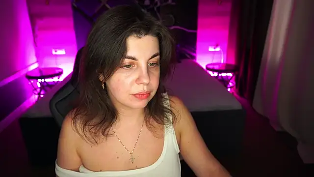 MirandaWong online show from November 15, 6:44 am