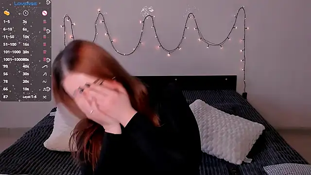 LittleKiitten online show from January 22, 1:42 pm