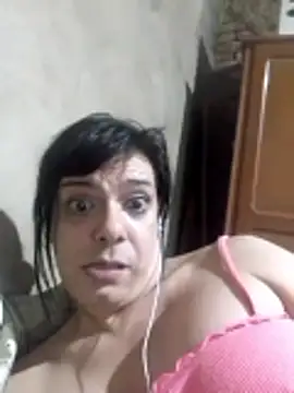 Snapshot of miaparcel chatting on February 22, 8:24 am miaparcel online show from February 22, 8:24 am