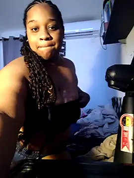 vic pretynhaa online show from February 10, 7:29 pm