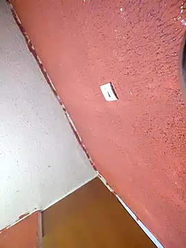 vic pretynhaa online show from February 22, 4:05 pm